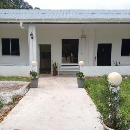 Sukau tomanggong view bed & breakfast Eksteriør billede