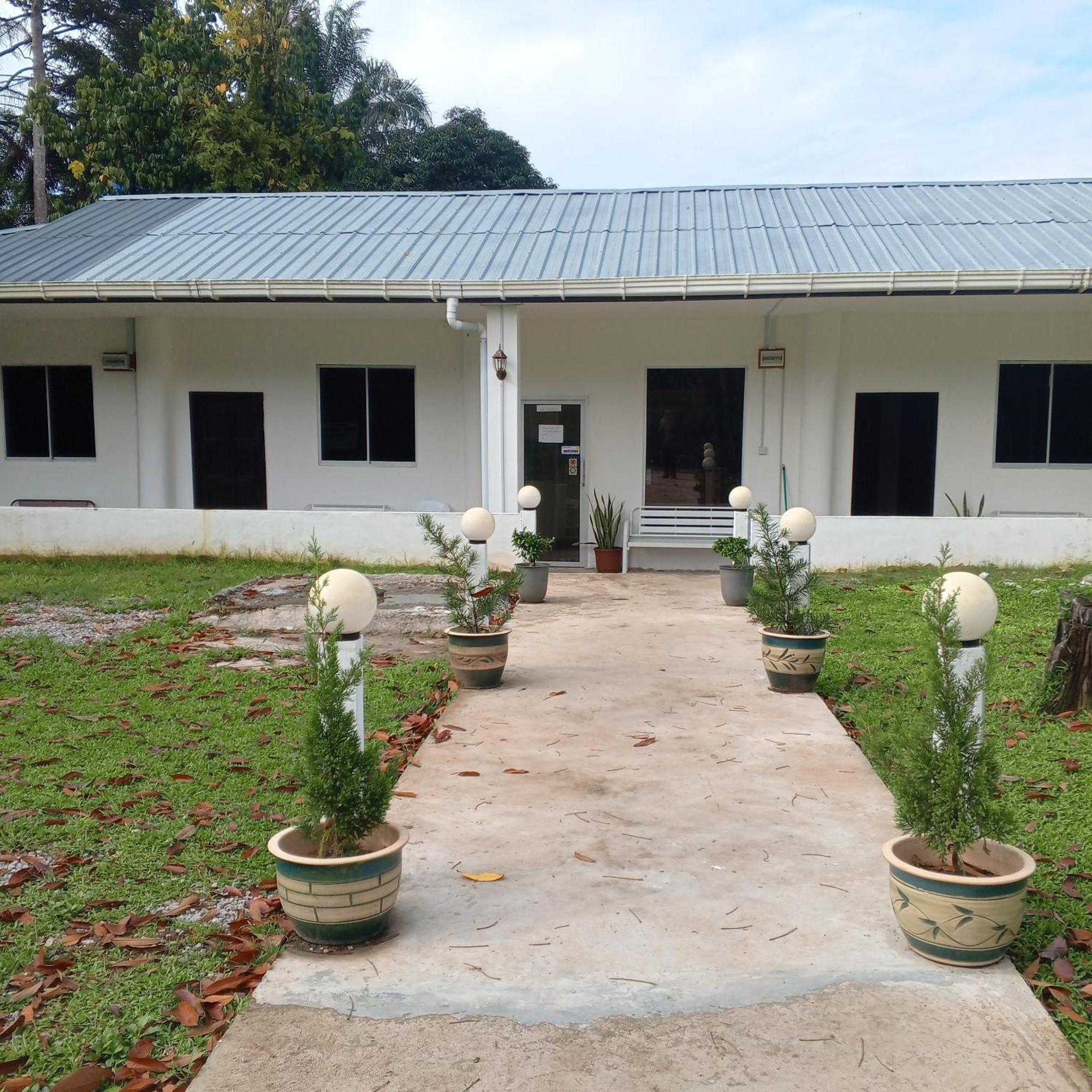 Sukau tomanggong view bed & breakfast Eksteriør billede