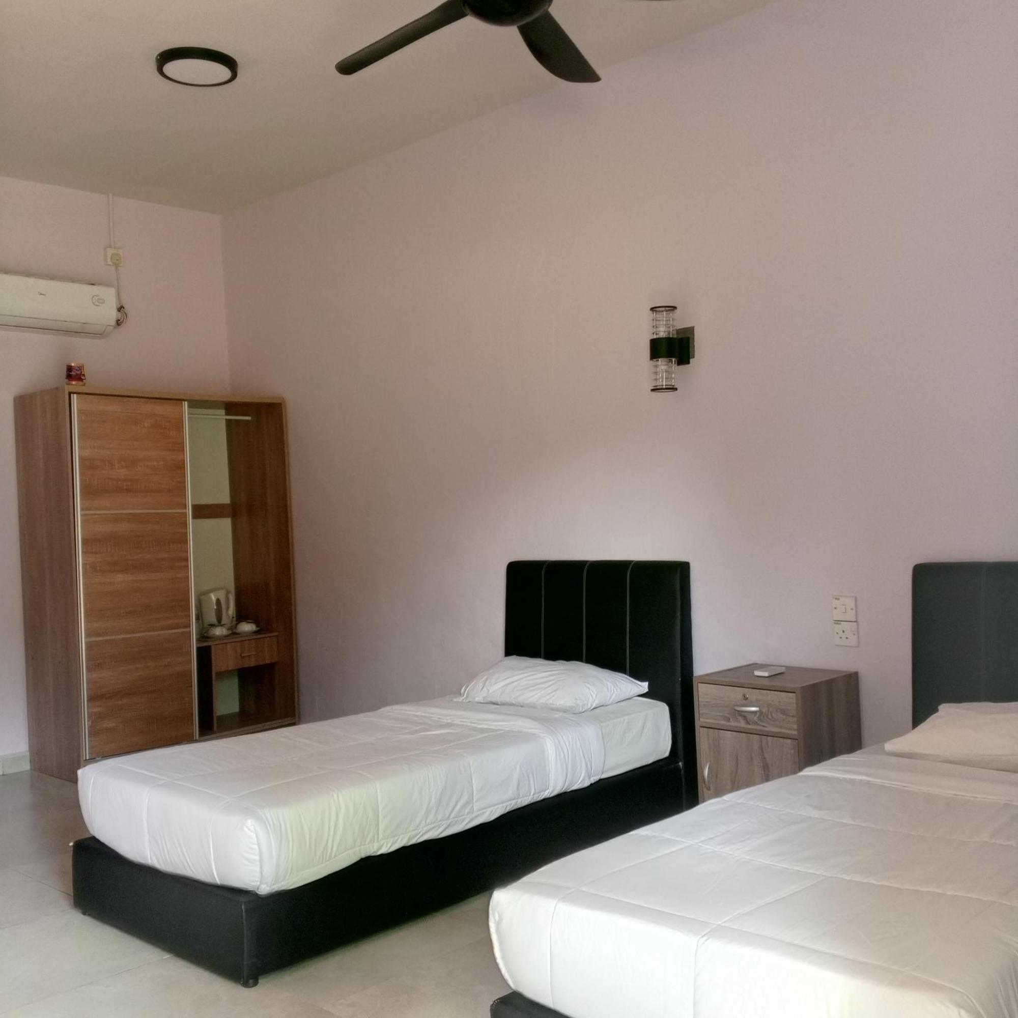 Sukau tomanggong view bed & breakfast Værelse billede